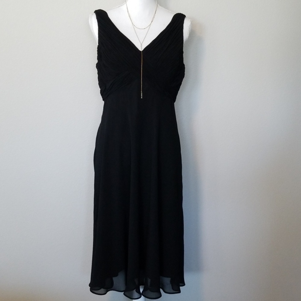 Jones Wear Black Chiffon V-Neck Ruched Empire Waist Cocktail Dress Size 12